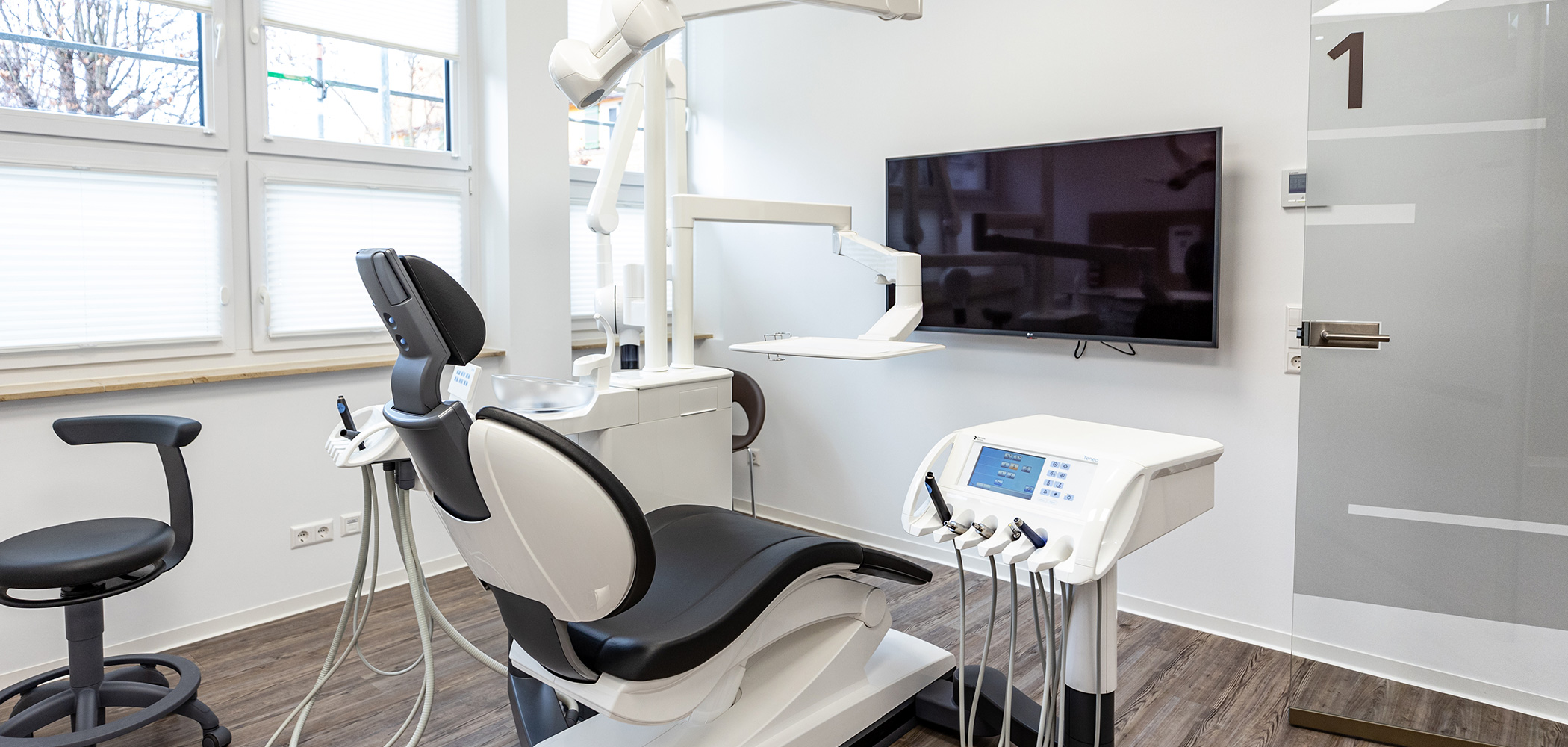 Zahnarzt HS Praxis 20hm 4517